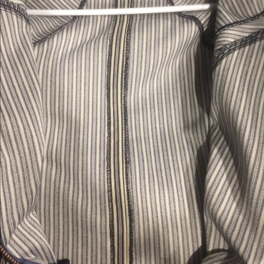 Lululemon jacket - Picture 5 of 6